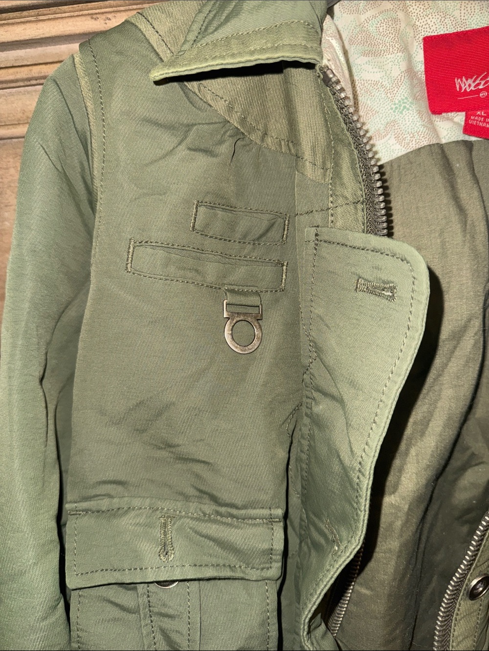 Women’s jacket - Picture 4 of 4